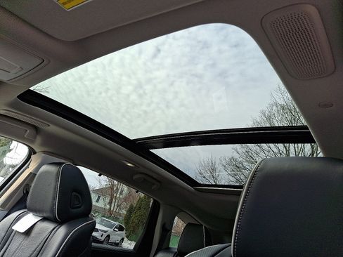 New 2025 Acura MDX w/ Advance Package image 10