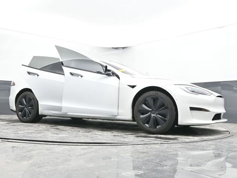 Used 2021 Tesla Model S Plaid image 83