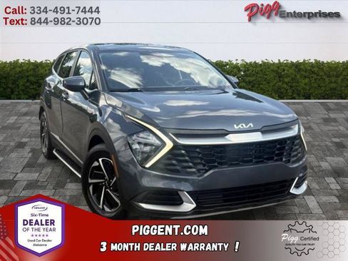 Used 2023 Kia Sportage LX FWD image 1
