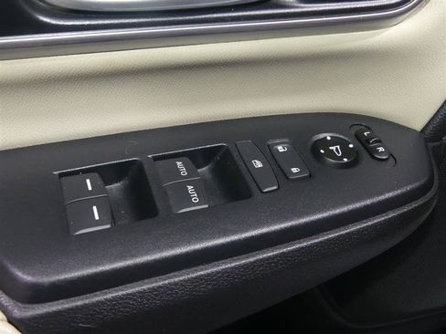 Used 2019 Honda CR-V EX-L image 21