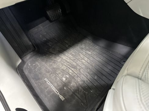 Used 2023 Porsche Macan GTS image 17