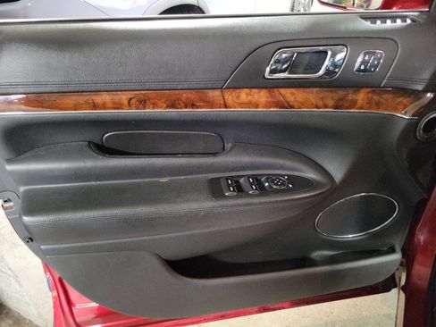 Used 2015 Lincoln MKT EcoBoost w/ Equipment Group 201A image 21