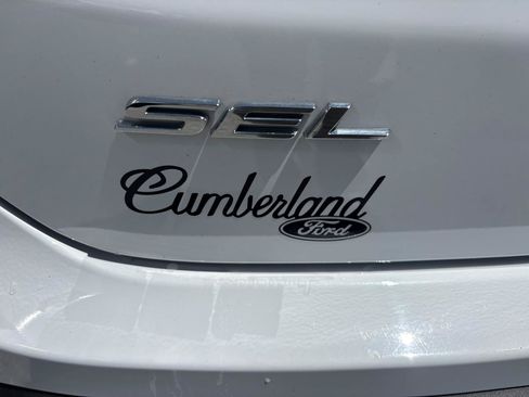 Used 2023 Ford Edge SEL w/ Convenience Package AWD/4WD image 4