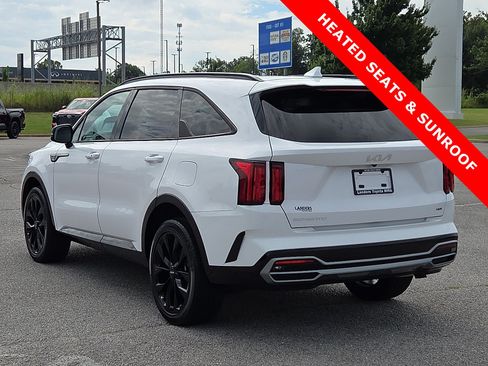 Used 2023 Kia Sorento SX AWD/4WD image 4