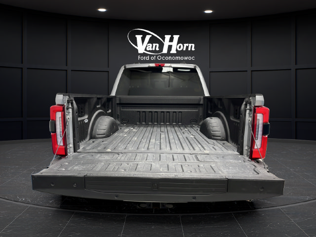 Used 2024 Ford F350 Platinum w/ FX4 Off-Road Package AWD/4WD image 25