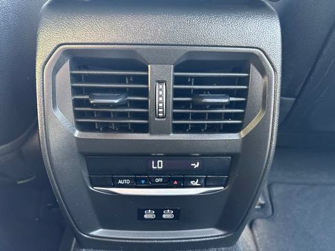 Used 2026 BMW 330i xDrive Sedan AWD/4WD image 18