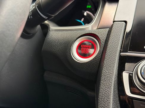 Used 2017 Honda Civic Touring image 26