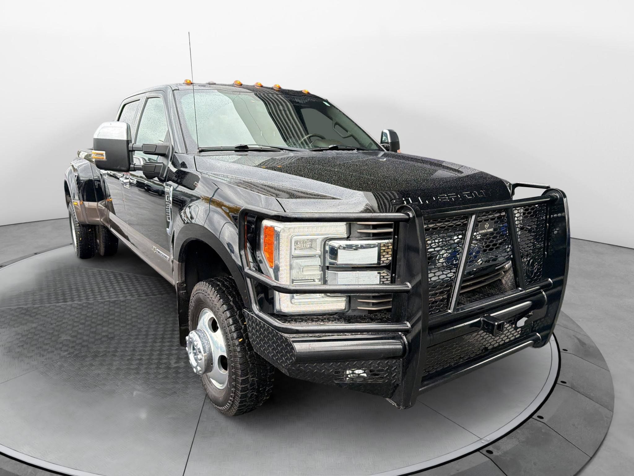 Used 2017 Ford F350 King Ranch w/ King Ranch Ultimate Package AWD/4WD image 1