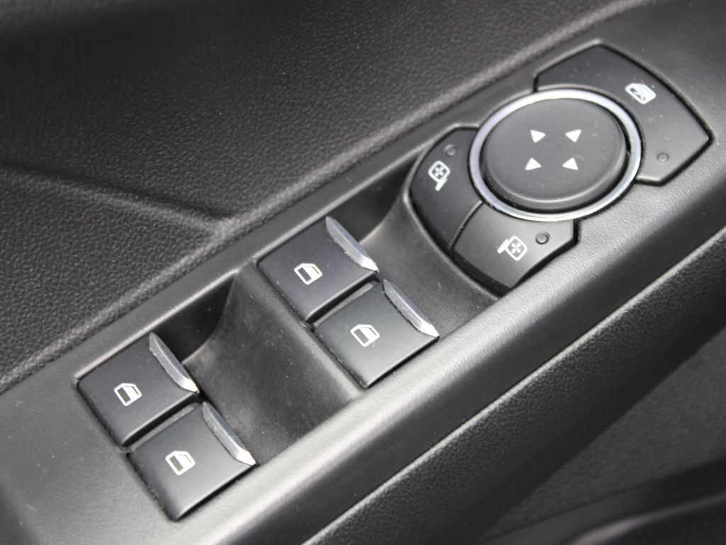 Used 2025 Ford Escape Platinum AWD/4WD image 56