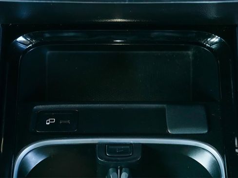 Used 2020 Mercedes-Benz GLB 250 GLB 250 image 41