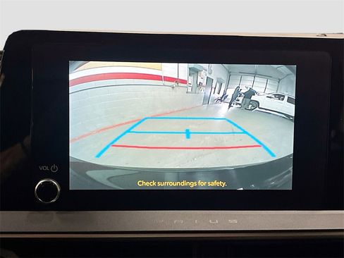 Used 2023 Toyota Prius XLE image 14