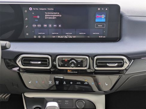 New 2026 Nissan Sentra SL w/ Floor Mat Package image 18