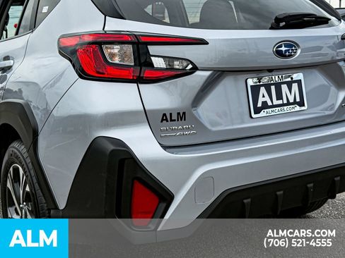 Used 2025 Subaru Crosstrek 2.5i Premium AWD/4WD image 6