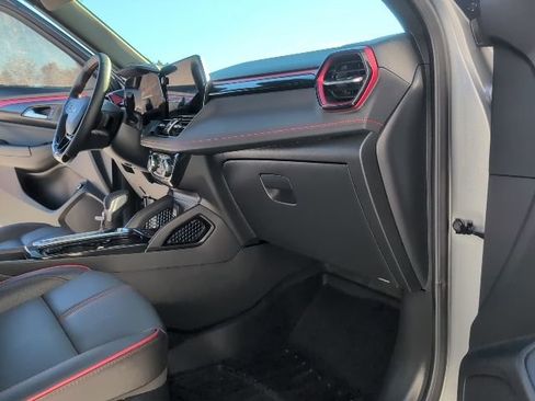 Certified 2024 Chevrolet TrailBlazer RS w/ Convenience Package image 46