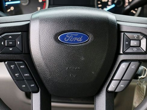 Used 2016 Ford F150 XLT image 27