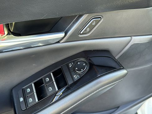 Certified 2025 MAZDA CX-30 AWD 2.5 S w/ Preferred Package image 12