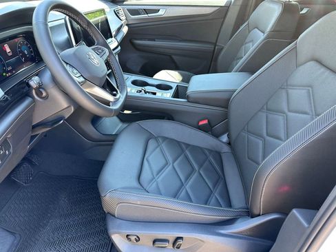 New 2026 Volkswagen Atlas Cross Sport SE image 5