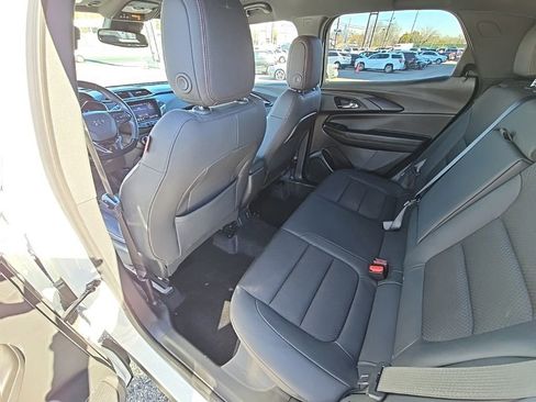 Used 2023 Chevrolet TrailBlazer RS w/ Convenience Package image 18