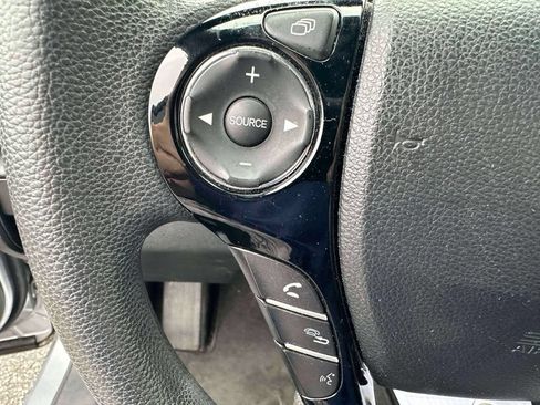 Used 2017 Honda Accord LX image 18