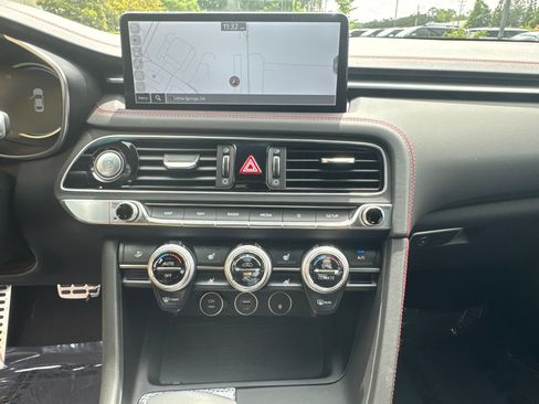 Used 2023 Genesis G70 3.3T w/ Sport Advanced Package RWD image 27