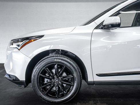 New 2026 Acura RDX SH-AWD image 12
