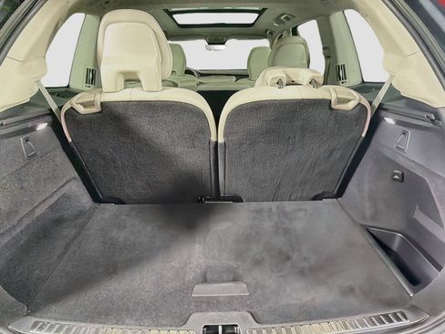 Certified 2023 Volvo XC90 B6 Plus w/ Protection Package Premier AWD/4WD image 28