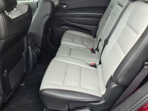 Used 2024 Dodge Durango GT RWD image 6