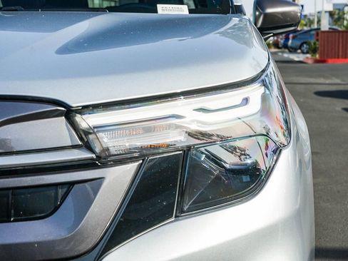 Certified 2025 Subaru Forester Premium AWD/4WD image 10