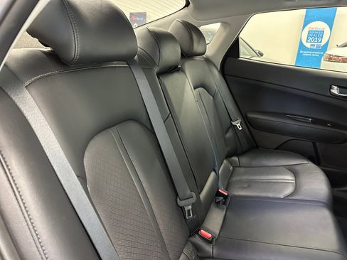 Used 2018 Kia Optima EX w/ Premium Package image 28