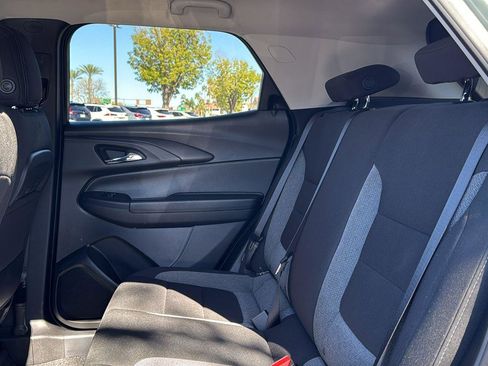 Used 2025 Chevrolet TrailBlazer LT w/ LT Cold Weather Package image 23