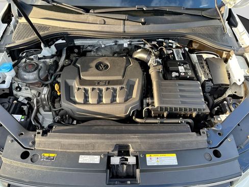 Used 2023 Volkswagen Tiguan SE R-Line FWD image 21