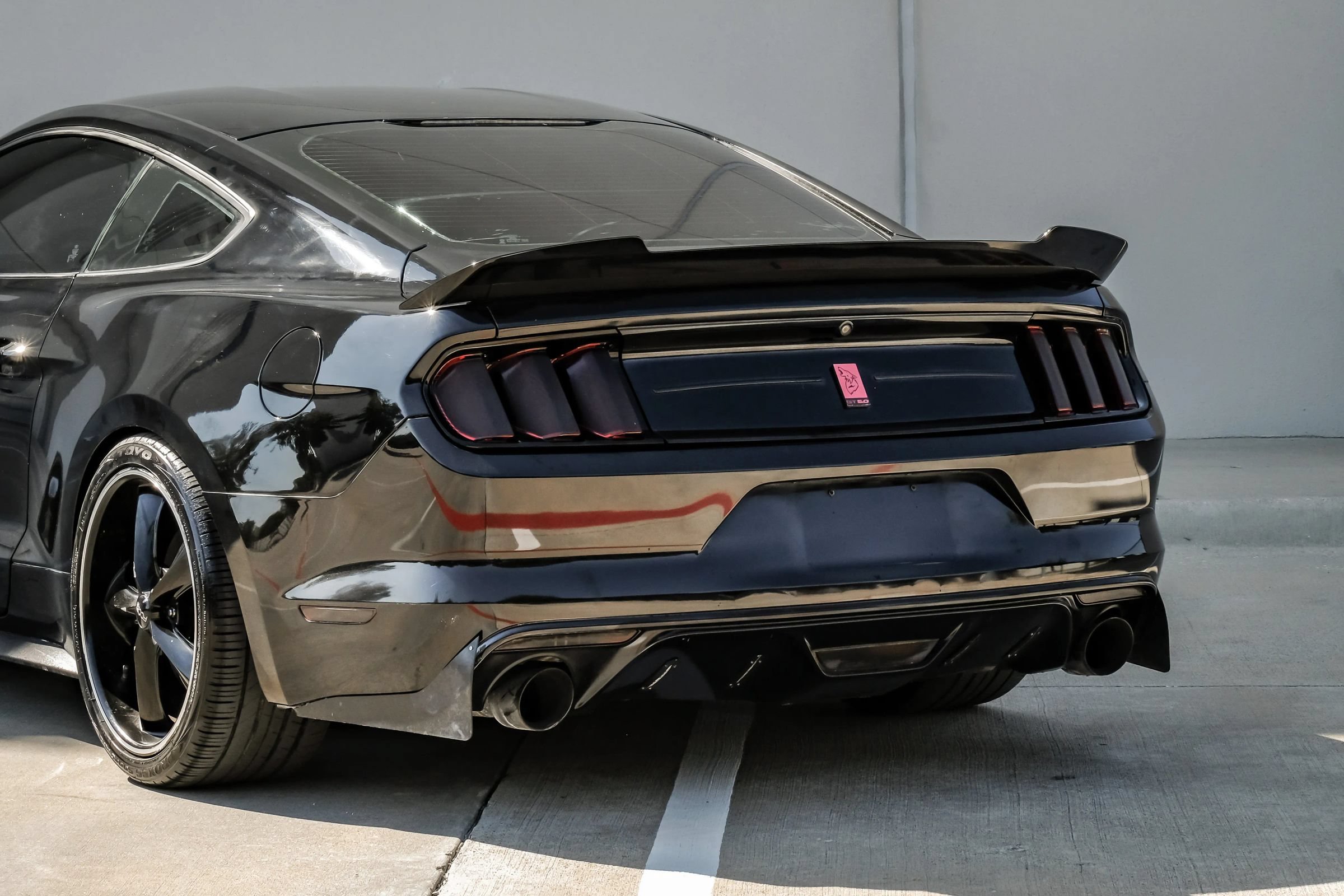 Used 2016 Ford Mustang GT RWD image 15