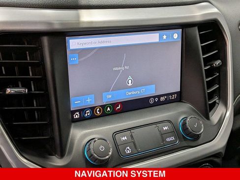 Used 2023 GMC Acadia SLT w/ Technology Package AWD/4WD image 24