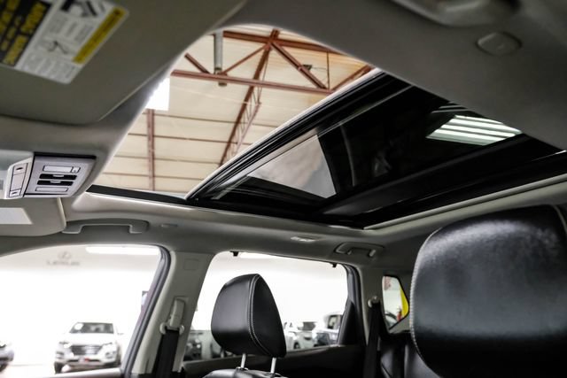 Used 2022 Nissan Rogue SL w/ SL Premium Package FWD image 5