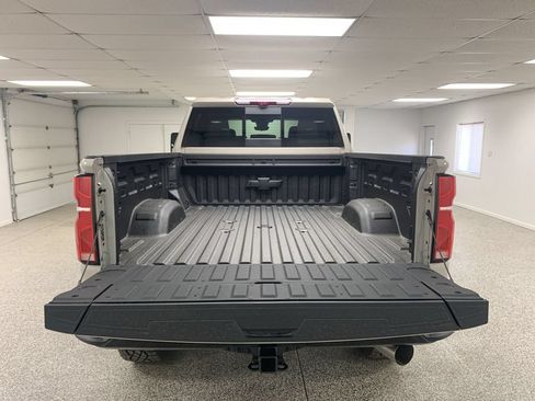 New 2026 Chevrolet Silverado 2500 ZR2 AWD/4WD image 33