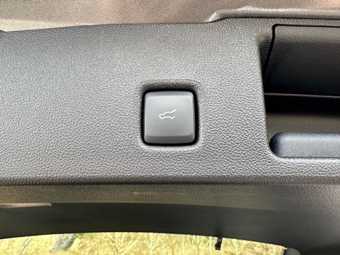 New 2026 Ford Escape ST-Line w/ Tech Pack #1 image 32