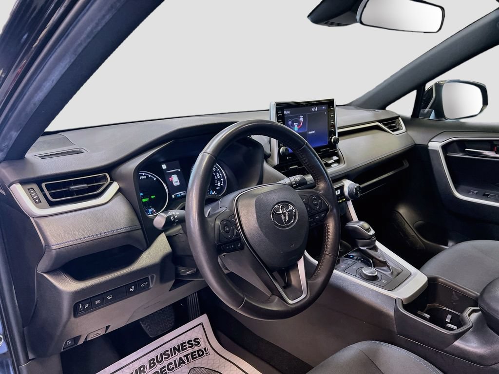 Used 2022 Toyota RAV4 SE w/ Convenience Package AWD/4WD image 9