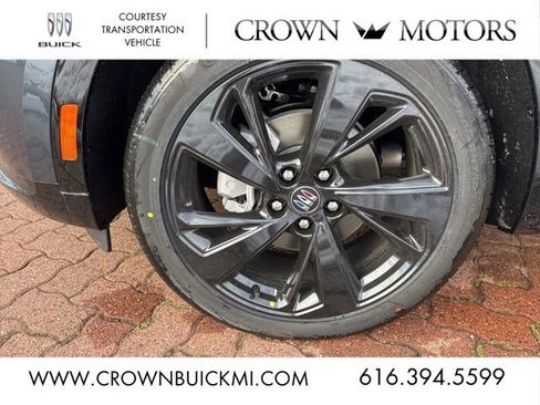 Used 2026 Buick Envision Sport Touring AWD/4WD image 4