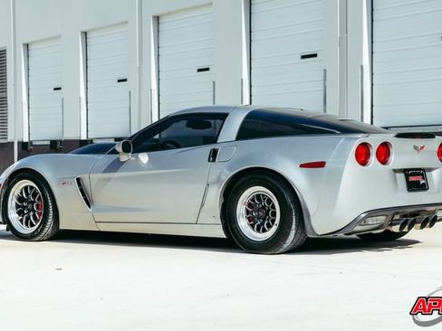 Used 2006 Chevrolet Corvette Z06 w/ Preferred Equipment Group RWD image 44