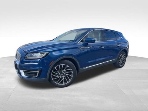 Used 2020 Lincoln Nautilus Reserve image 2