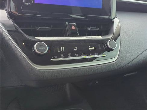 Used 2024 Toyota Corolla LE FWD image 20