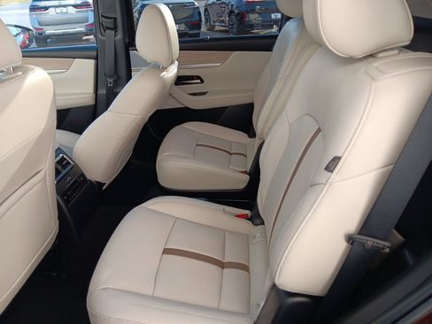 Certified 2025 MAZDA CX-90 Plug-In Hybrid w/ Premium Plus image 11