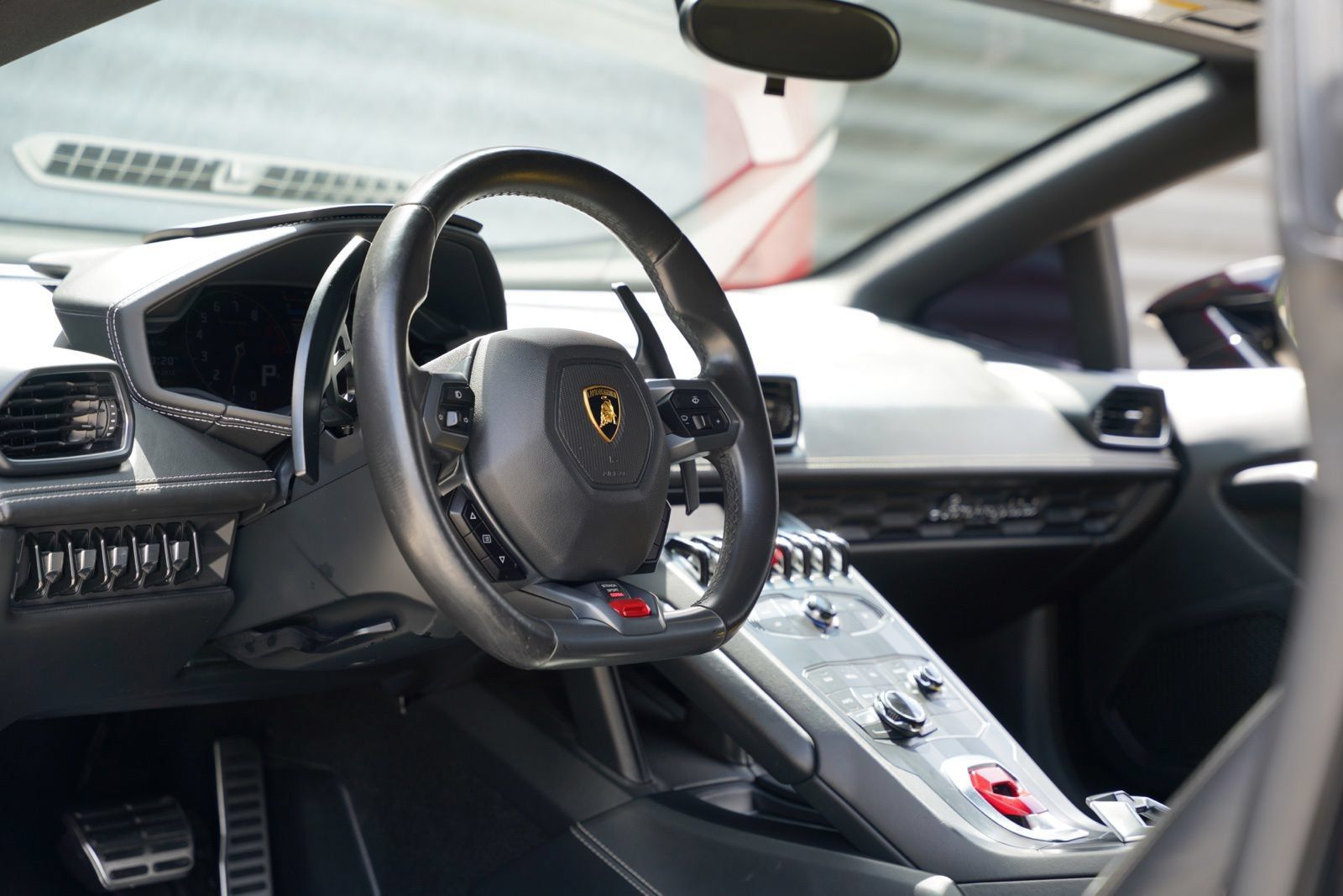 Used 2016 Lamborghini Huracan LP 610-4 AWD/4WD image 20