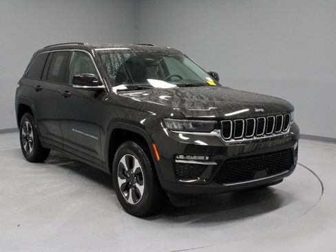 Used 2024 Jeep Grand Cherokee Limited 4xe AWD/4WD image 1