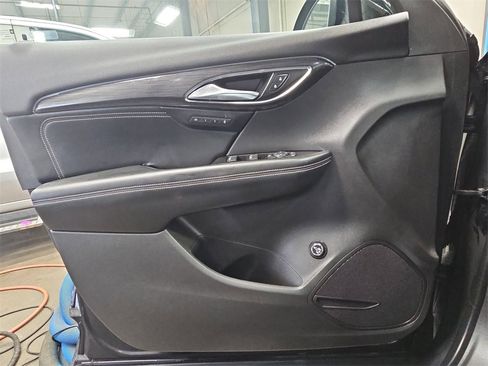 Used 2023 Buick Envision Essence image 26