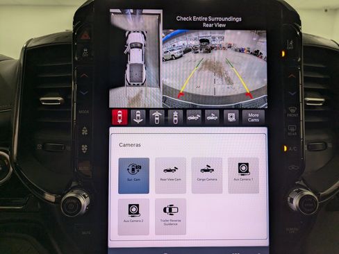 Used 2025 RAM 3500 Limited image 13