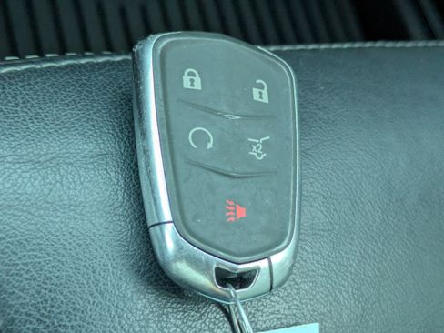 Certified 2015 Cadillac SRX Luxury w/ Driver Awareness Package image 35