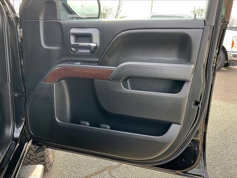 Used 2015 GMC Sierra 2500 SLE image 23