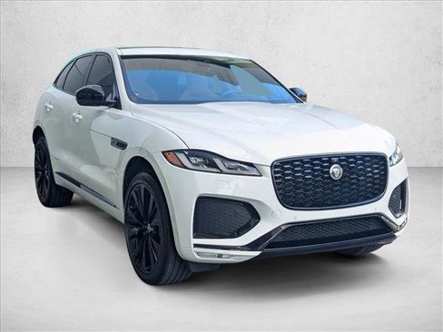 Certified 2026 Jaguar F-PACE R-Dynamic S AWD/4WD image 3