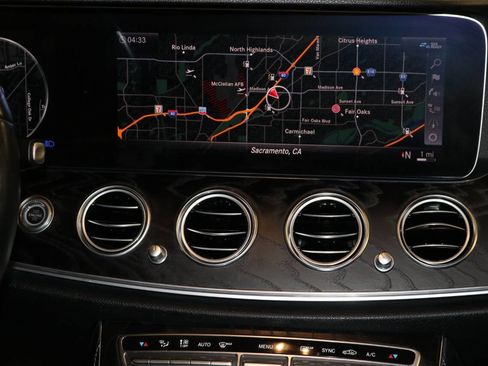 Used 2020 Mercedes-Benz E 350 Sedan image 53